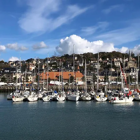 La Houppa, Renove, Trouville-sur-mer, Quartier Bonsecours Lejlighed *