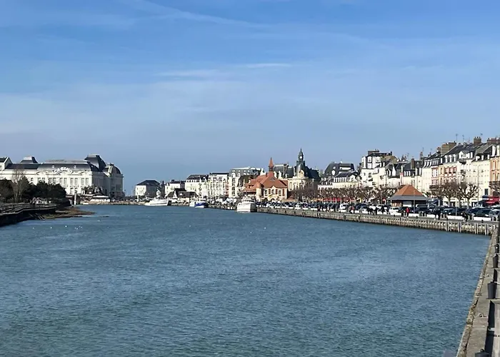 La Houppa, Renove, Trouville-sur-mer, Quartier Bonsecours * Trouville-sur-Mer